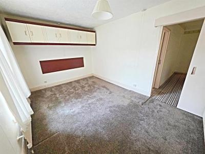 Kingsland Terrace, Treforest, Pontypridd - Bedroom 1