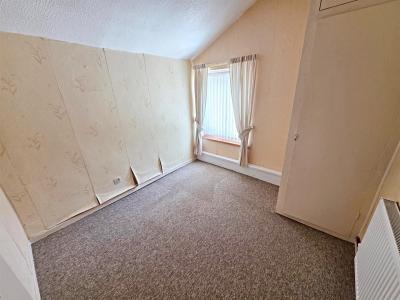 Kingsland Terrace, Treforest, Pontypridd - Bedroom 3