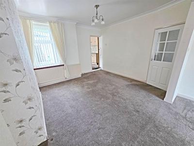 Kingsland Terrace, Treforest, Pontypridd - Lounge/Diner