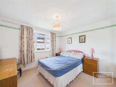 Graigwen Parc, Graigwen, Pontypridd - Bedroom 2