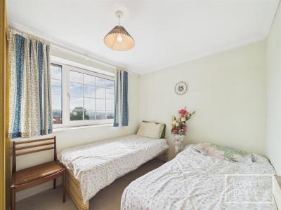 Graigwen Parc, Graigwen, Pontypridd - Bedroom 3