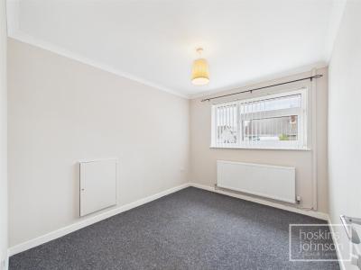 Heol Y Coed, Beddau, Pontypridd - Bedroom 2