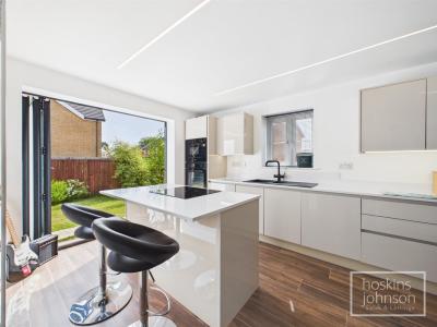 Maes Yr Eglwys, Church Village, Pontypridd - Kitchen/Diner