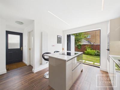 Maes Yr Eglwys, Church Village, Pontypridd - Kitchen/Diner