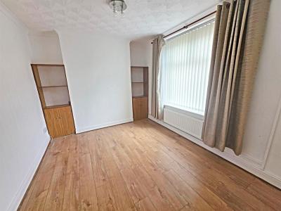 Ann Street, Cilfynydd, Pontypridd - Lounge