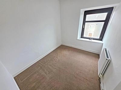 Ann Street, Cilfynydd, Pontypridd - Bedroom 3