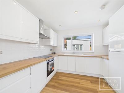 Ceiriog Crescent, Rhydyfelin - Kitchen