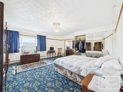 Pencoed Avenue, Pontypridd - Bedroom 1