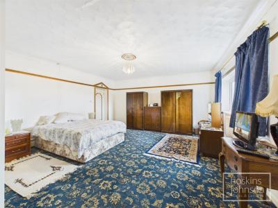 Pencoed Avenue, Pontypridd - Bedroom 1