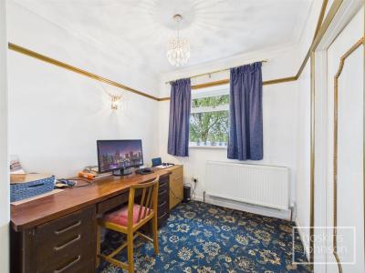 Pencoed Avenue, Pontypridd - Dressing Room/Office