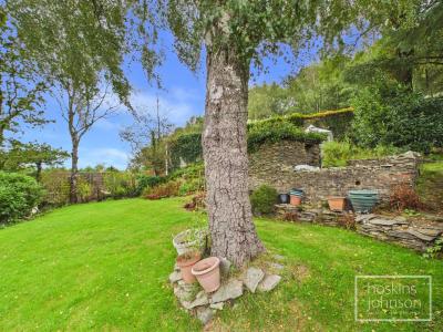 Pencoed Avenue, Pontypridd - Outside