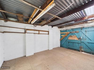 New Park Terrace, Treforest, Pontypridd - Garages