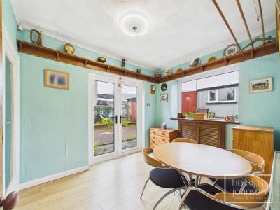 New Park Terrace, Treforest, Pontypridd - Breakfast Room