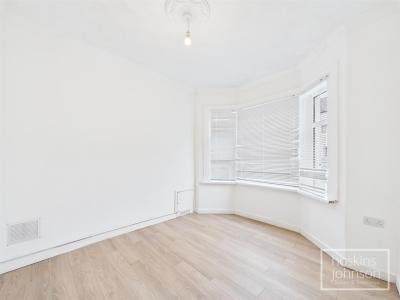 Oxford Street, Treforest, Pontypridd - Lounge