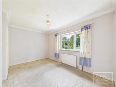 Dynea Road, Rhydyfelin, Pontypridd - Bedroom 2
