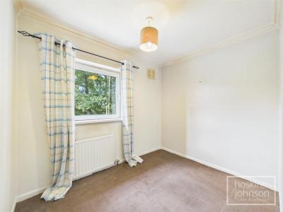 Dynea Road, Rhydyfelin, Pontypridd - Bedroom 3