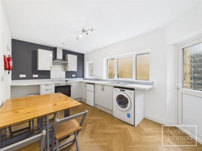 Howell Street, Cilfynydd, Pontypridd - Kitchen/Breakfast Room