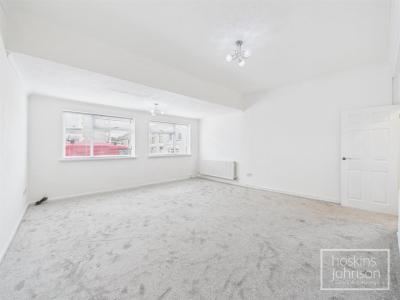 William Street, Cilfynydd, Pontypridd - Living Room