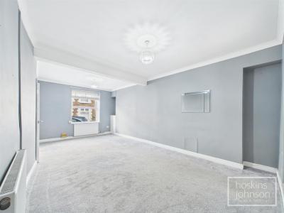 Leyshon Street, Graig, Pontypridd - Lounge