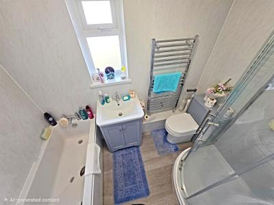 Morien Crescent, Rhydyfelin, Pontypridd - Bathroom