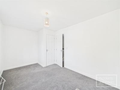 Maes Y Ffynnon, Ynysboeth, Mountain Ash - Bedroom 2