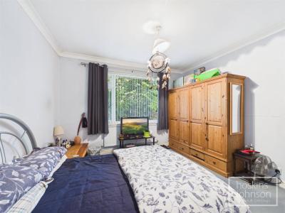 Barry Road, Pwllgwaun, Pontypridd - Bedroom 1