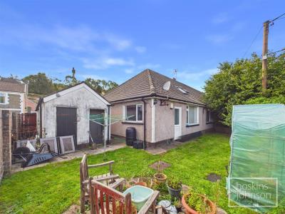 Barry Road, Pwllgwaun, Pontypridd - Outside