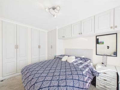 Pont Pentre Park, Upper Boat, Pontypridd - Bedroom 1