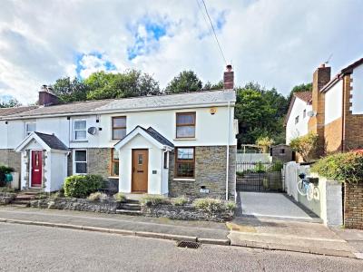 Main Road, Cross Inn, Pontyclun Main Image Thumbnail