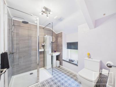 Main Road, Cross Inn, Pontyclun - Shower Room