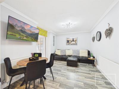 Ford Road, Pontypridd - Living/Kitchen/Diner