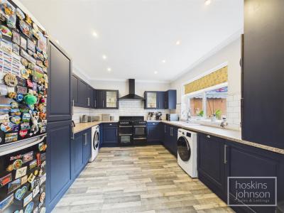 Ford Road, Pontypridd - Living/Kitchen/Diner