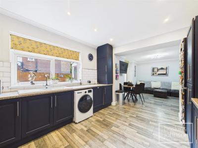 Ford Road, Pontypridd - Living/Kitchen/Diner