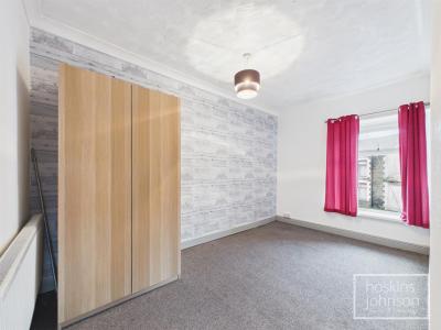 Thurston Road, Trallwn, Pontypridd - Bedroom 1