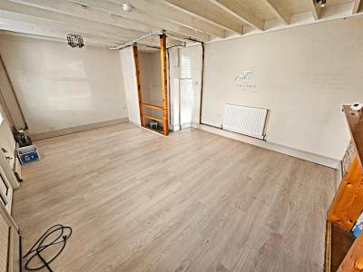 Bell Street, Trecynon, Aberdare - Lounge