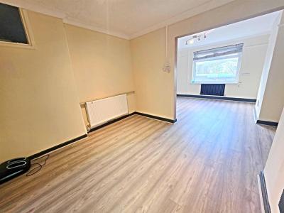 Oakland Crescent, Cilfynydd, Pontypridd - Dining Room