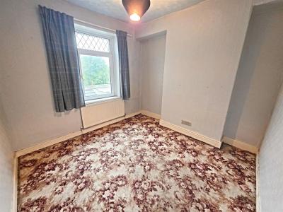 Landraw Road, Maesycoed, Pontypridd - Bedroom 2