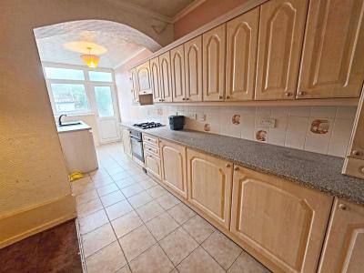 Landraw Road, Maesycoed, Pontypridd - Kitchen/Diner